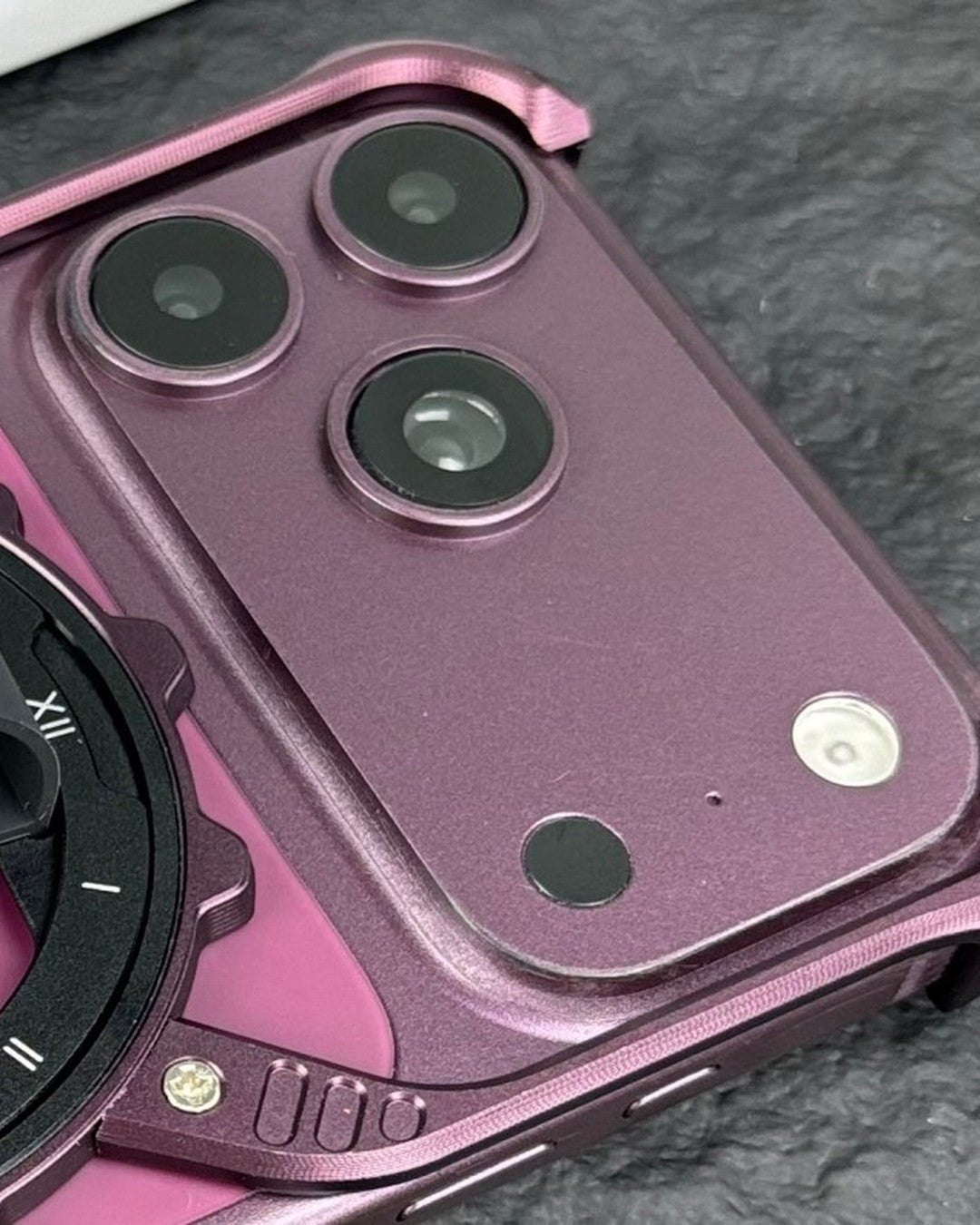 X-Shell Ring Holder iPhone Case with Kickstand – detail view