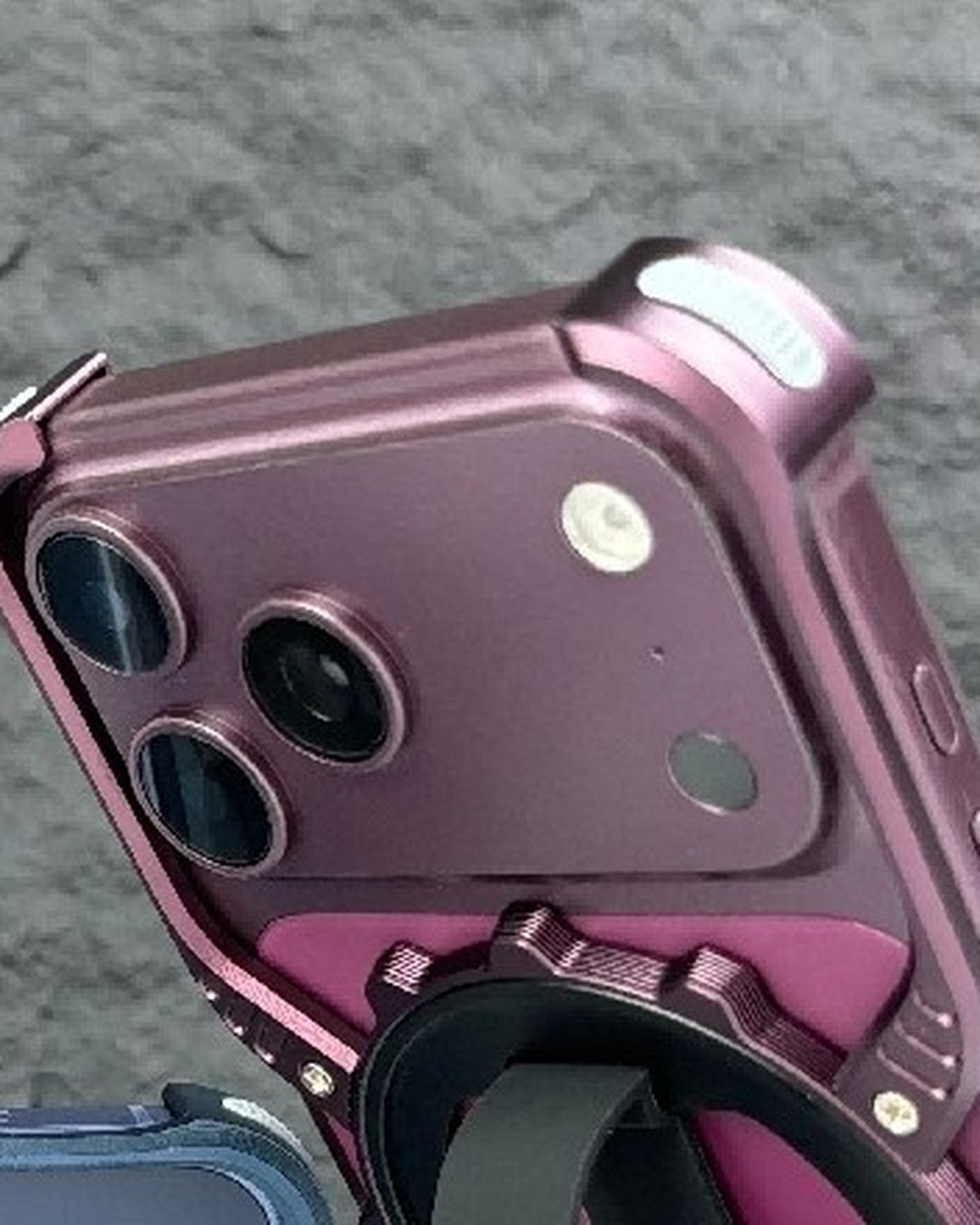 X-Shell Ring Holder iPhone Case with Kickstand – detail view